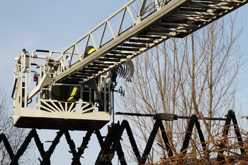 Feuer 2 Koeln Pesch Longericherstr JK P08.jpg